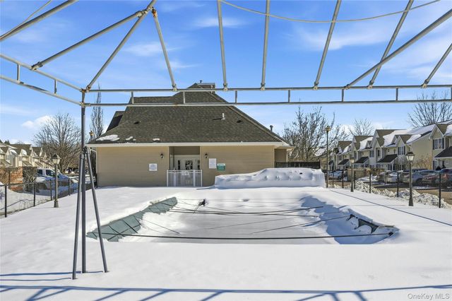 54 Morley Circle, Melville, NY 11747