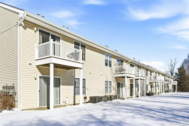 54 Morley Circle, Melville, NY 11747