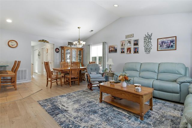 54 Morley Circle, Melville, NY 11747