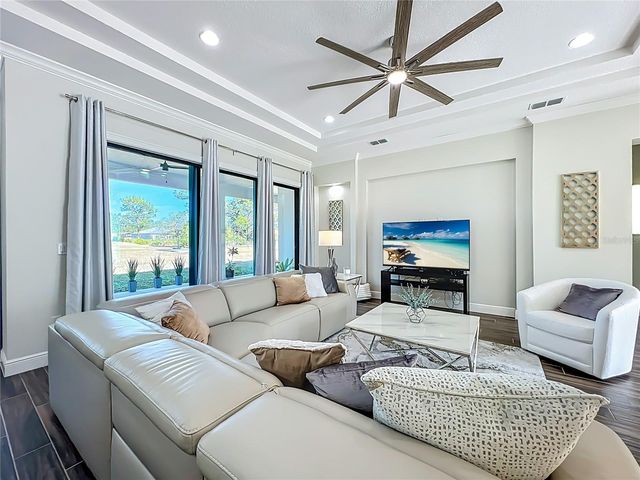 20415 QUINLAN STREET, Orlando, FL 32833