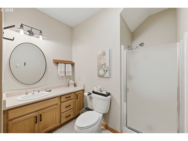 1359 VILLAGE Loop, Bandon, OR 97411