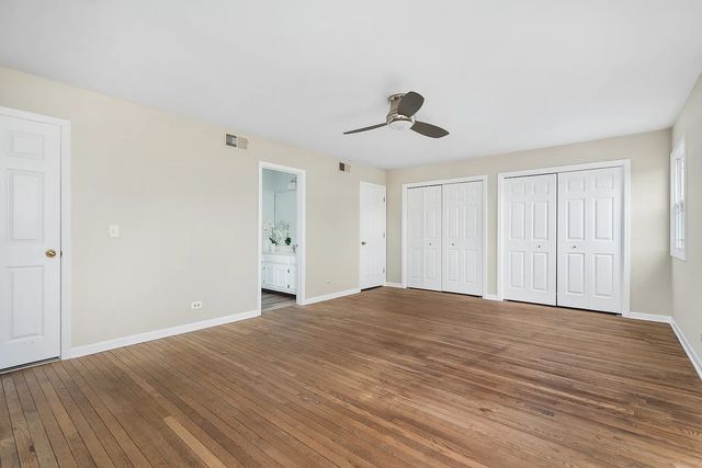 1168 Banbury Circle, Naperville, IL 60540