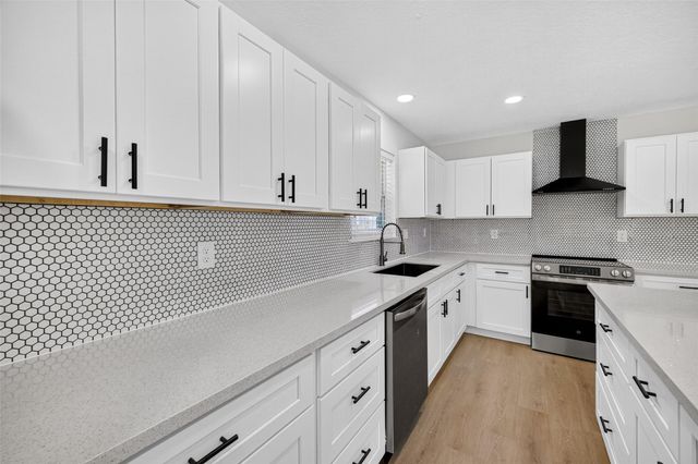 1407 Neptune Lane, Houston, TX 77062