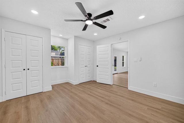 1407 Neptune Lane, Houston, TX 77062