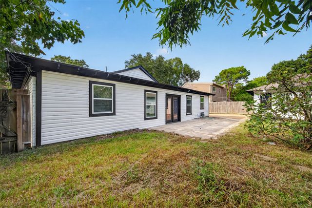 1407 Neptune Lane, Houston, TX 77062