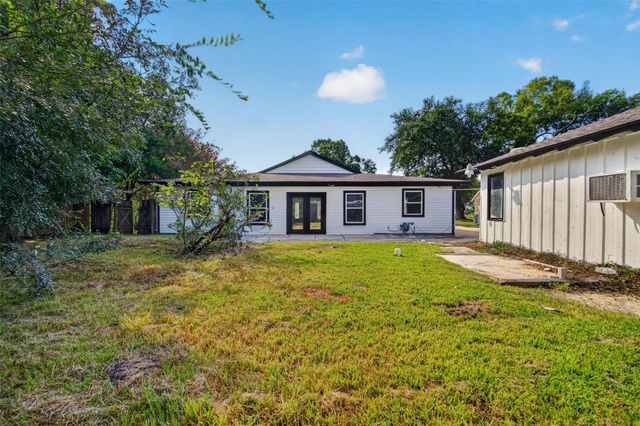 1407 Neptune Lane, Houston, TX 77062