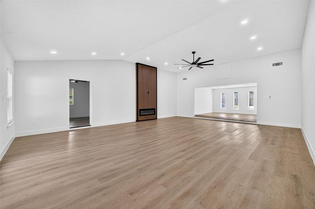1407 Neptune Lane, Houston, TX 77062