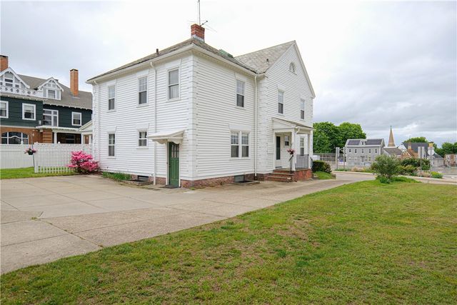 36 Underwood Street, Pawtucket, RI 02860