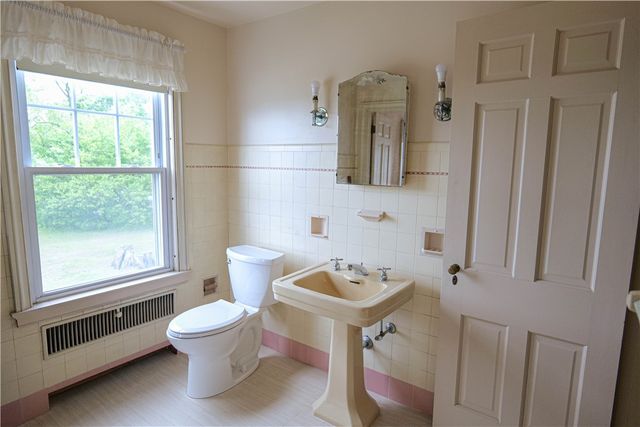 36 Underwood Street, Pawtucket, RI 02860