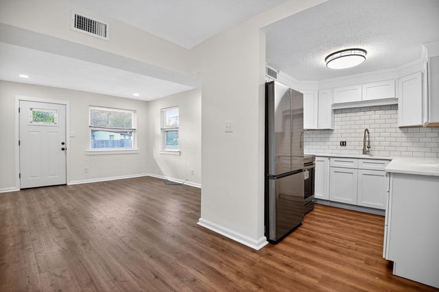 103 Forest Drive, Fort Walton Beach, FL 32547