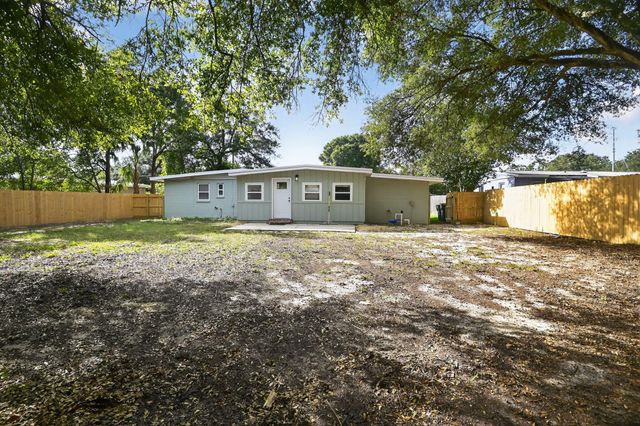 103 Forest Drive, Fort Walton Beach, FL 32547