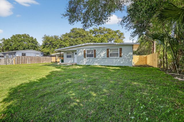 103 Forest Drive, Fort Walton Beach, FL 32547