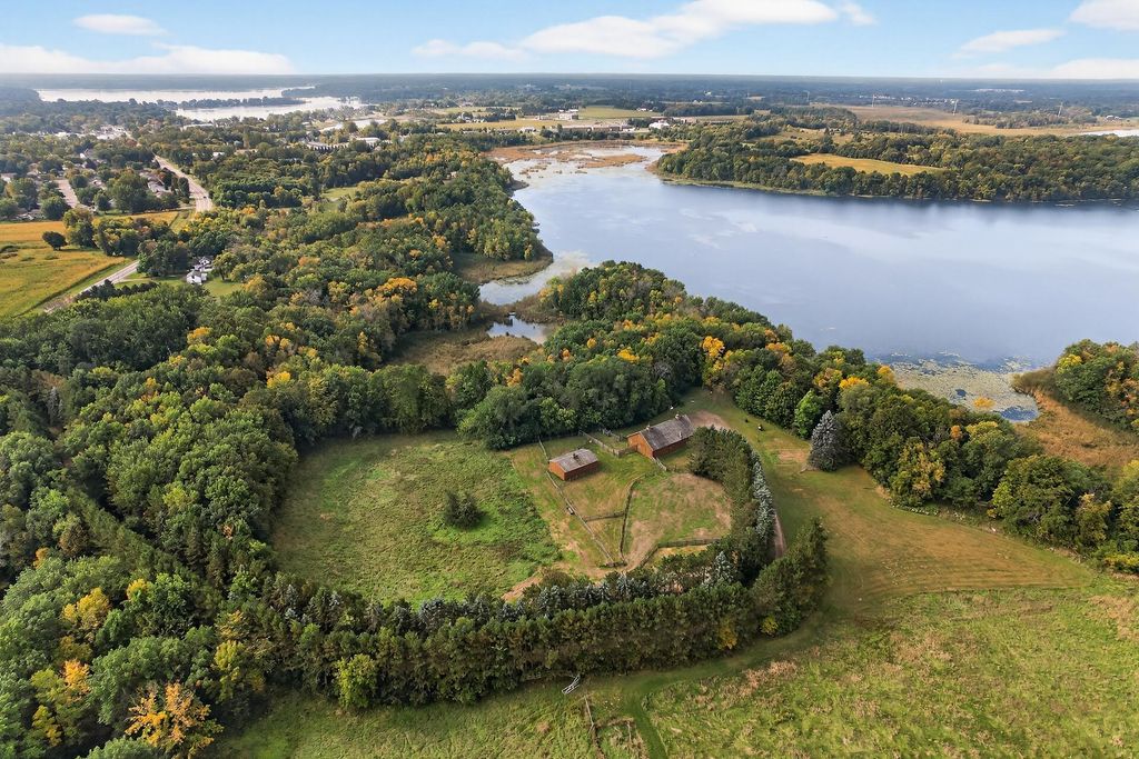 30260 Lofton Avenue, Chisago Lake Twp, MN 55013