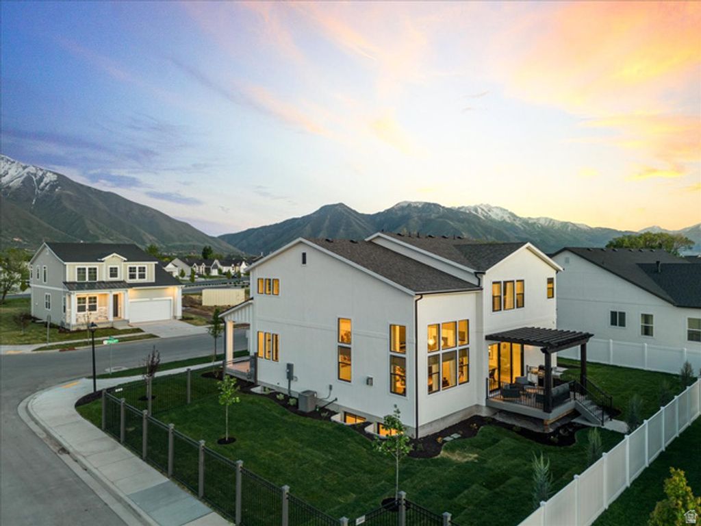 Image 25 of property listing at 2458 W AURORA AVE #287, Mapleton, UT 84664