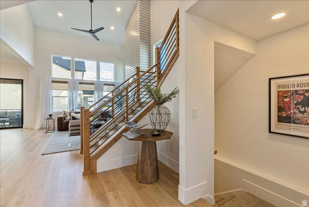 Image 6 of property listing at 2458 W AURORA AVE #287, Mapleton, UT 84664
