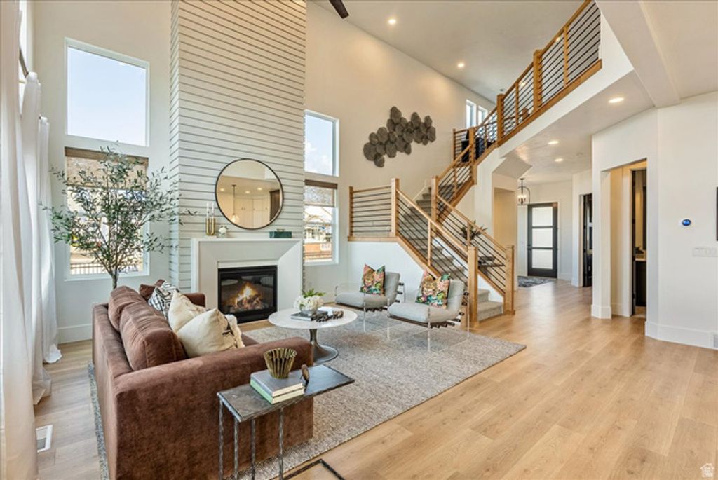 Image 8 of property listing at 2458 W AURORA AVE #287, Mapleton, UT 84664