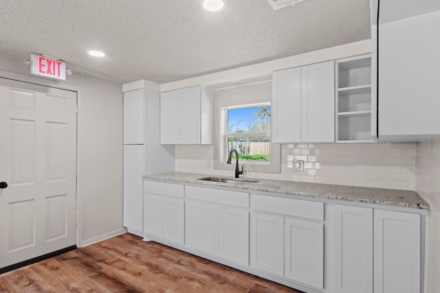 201 County Road 279, Liberty Hill, TX 78642