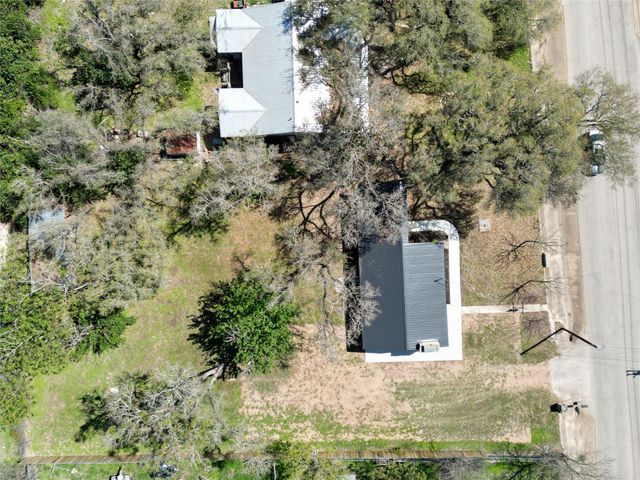 201 County Road 279, Liberty Hill, TX 78642