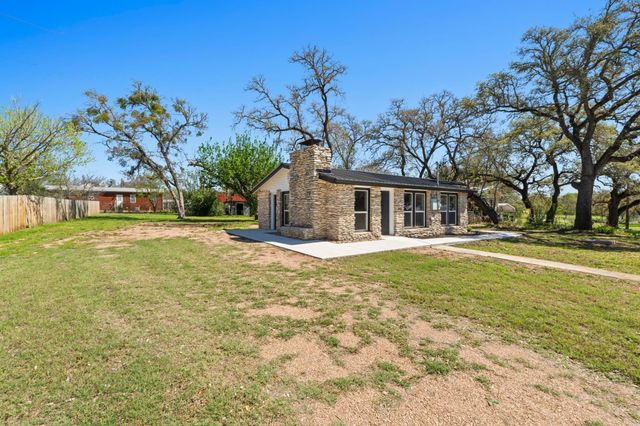201 County Road 279, Liberty Hill, TX 78642