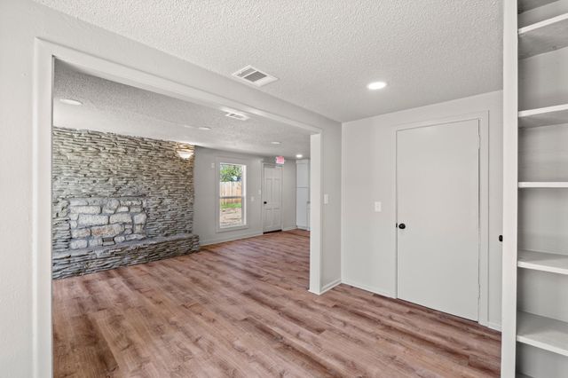 201 County Road 279, Liberty Hill, TX 78642