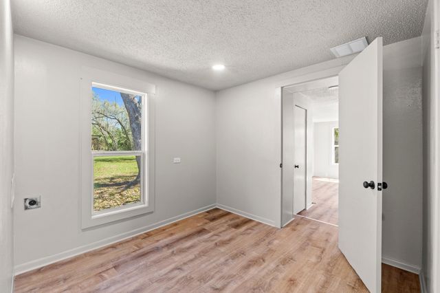 201 County Road 279, Liberty Hill, TX 78642