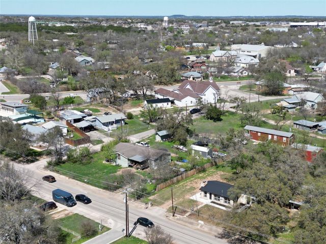201 County Road 279, Liberty Hill, TX 78642