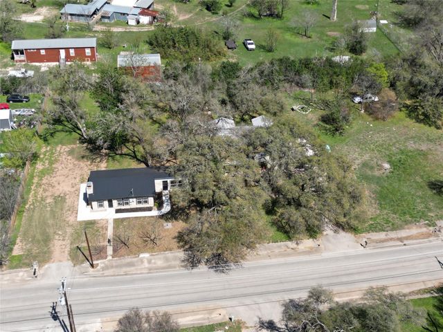 201 County Road 279, Liberty Hill, TX 78642