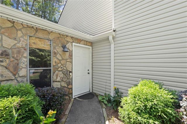 2272 Macby Drive, Marietta, GA 30066