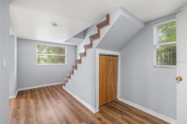 305 E HANNA AVENUE, Tampa, FL 33604