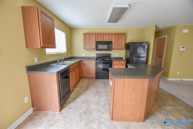 15395 Mill Valley Drive, Athens, AL 35613