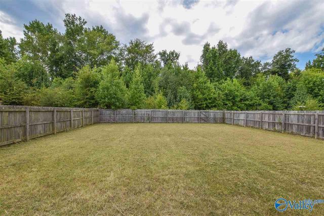15395 Mill Valley Drive, Athens, AL 35613