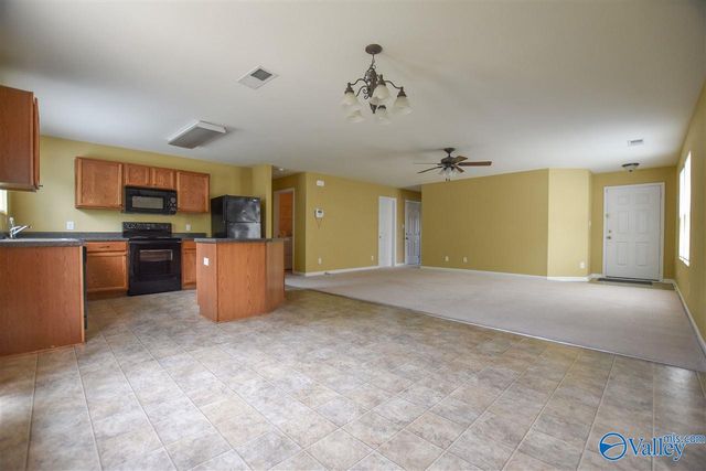15395 Mill Valley Drive, Athens, AL 35613