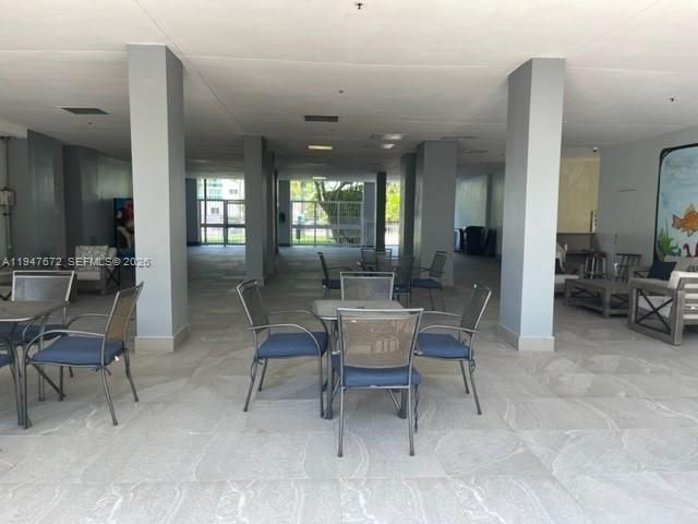19390 Collins Avenue 219, Sunny Isles Beach, FL 33160