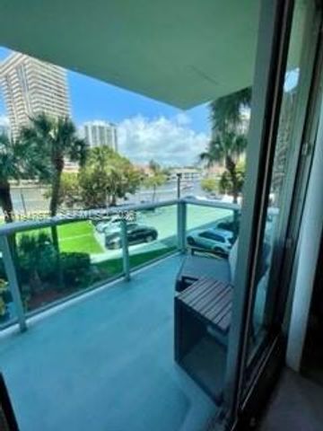 19390 Collins Avenue 219, Sunny Isles Beach, FL 33160