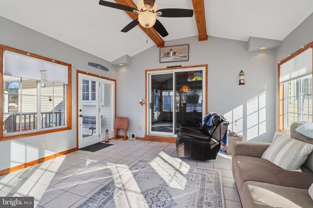 2431 MISTLETOE LN, Millville, NJ 08332