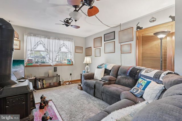 2431 MISTLETOE LN, Millville, NJ 08332