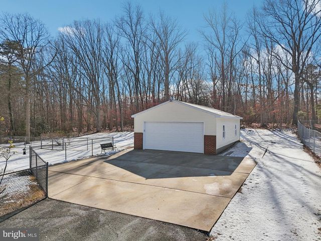 2431 MISTLETOE LN, Millville, NJ 08332