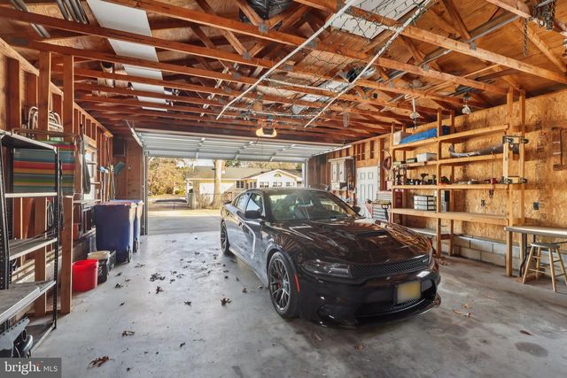 2431 MISTLETOE LN, Millville, NJ 08332