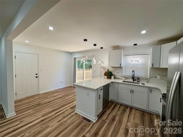 667 Kilborne Drive, Gastonia, NC 28052