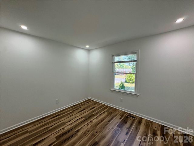 667 Kilborne Drive, Gastonia, NC 28052