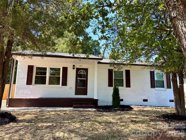 667 Kilborne Drive, Gastonia, NC 28052