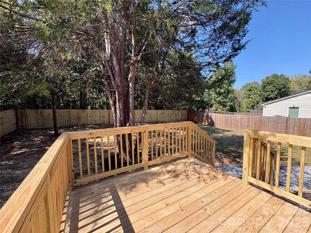 667 Kilborne Drive, Gastonia, NC 28052