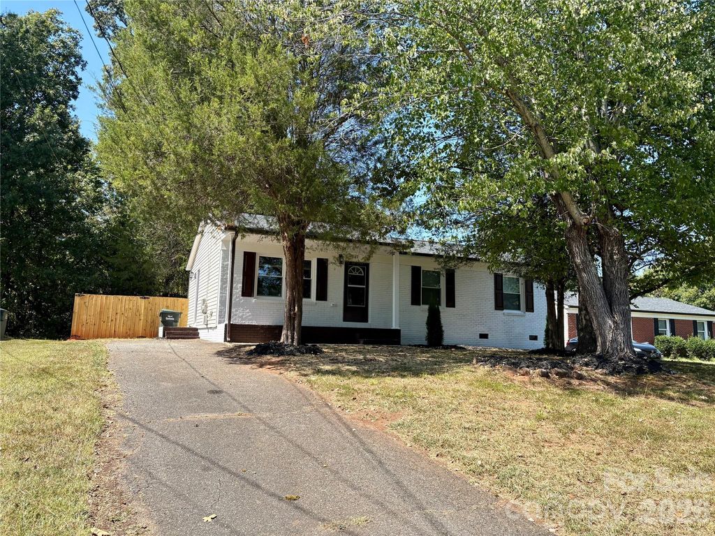 667 Kilborne Drive, Gastonia, NC 28052