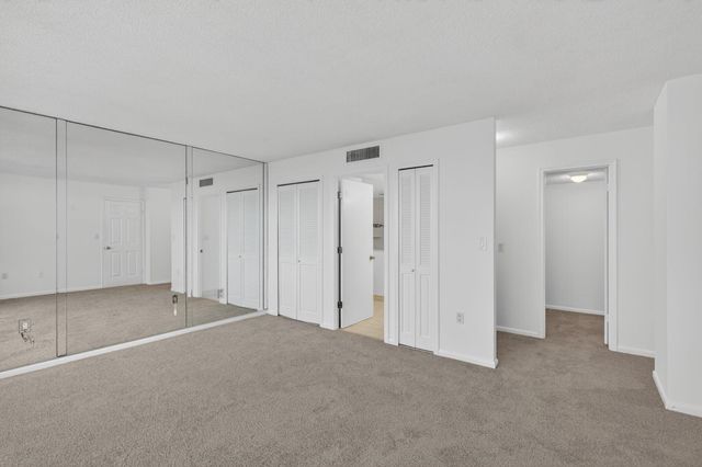4200 N Ocean Drive 2-1606, Riviera Beach, FL 33404