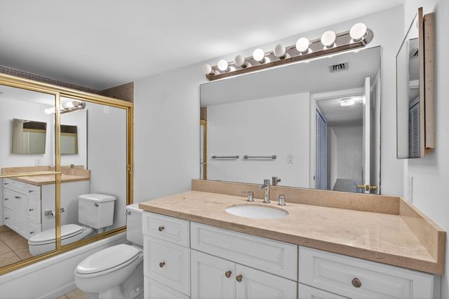 4200 N Ocean Drive 2-1606, Riviera Beach, FL 33404