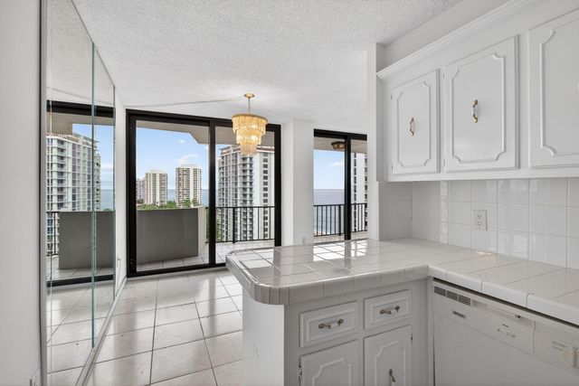 4200 N Ocean Drive 2-1606, Riviera Beach, FL 33404