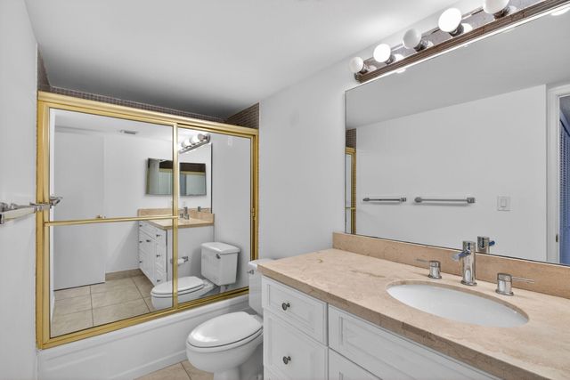 4200 N Ocean Drive 2-1606, Riviera Beach, FL 33404