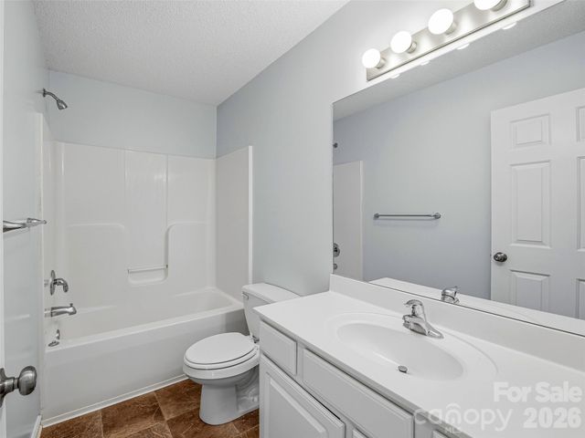 21 Shelburne Drive, Asheville, NC 28806