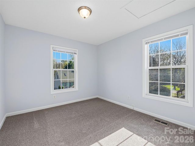 21 Shelburne Drive, Asheville, NC 28806