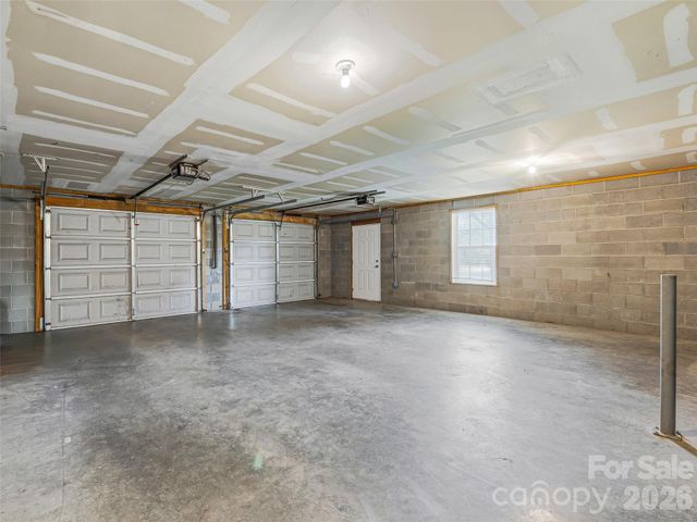 21 Shelburne Drive, Asheville, NC 28806